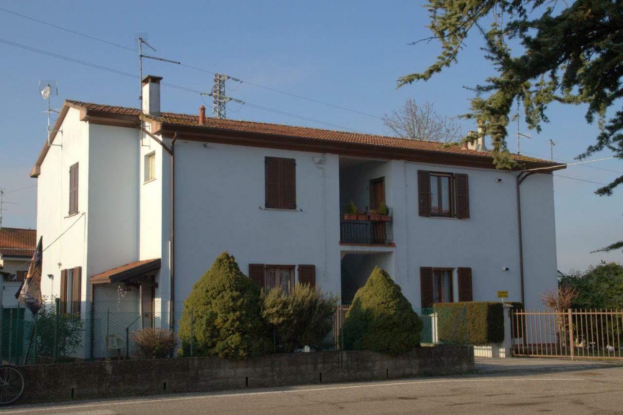 Casa Giuliano Apartment Pincara Екстериор снимка